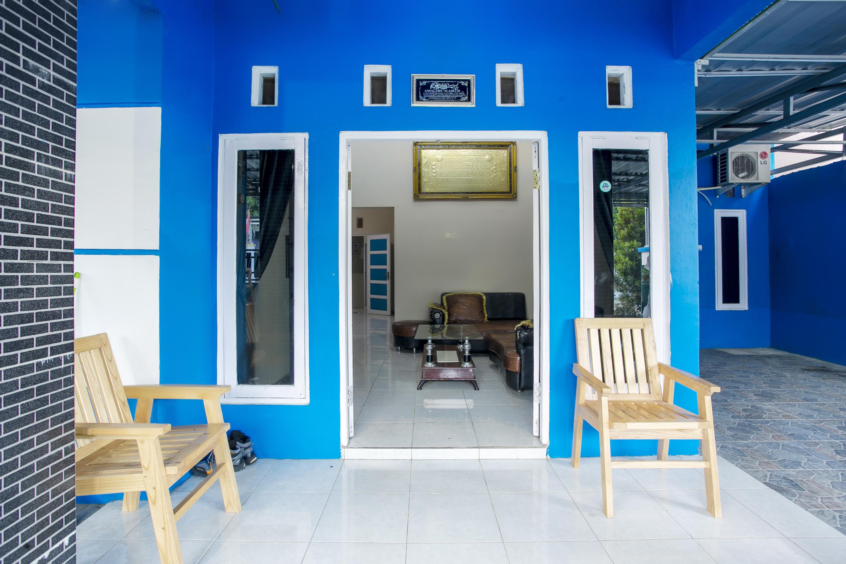 Oyo 2954 Aulia Homestay Banjarbaru Exterior foto